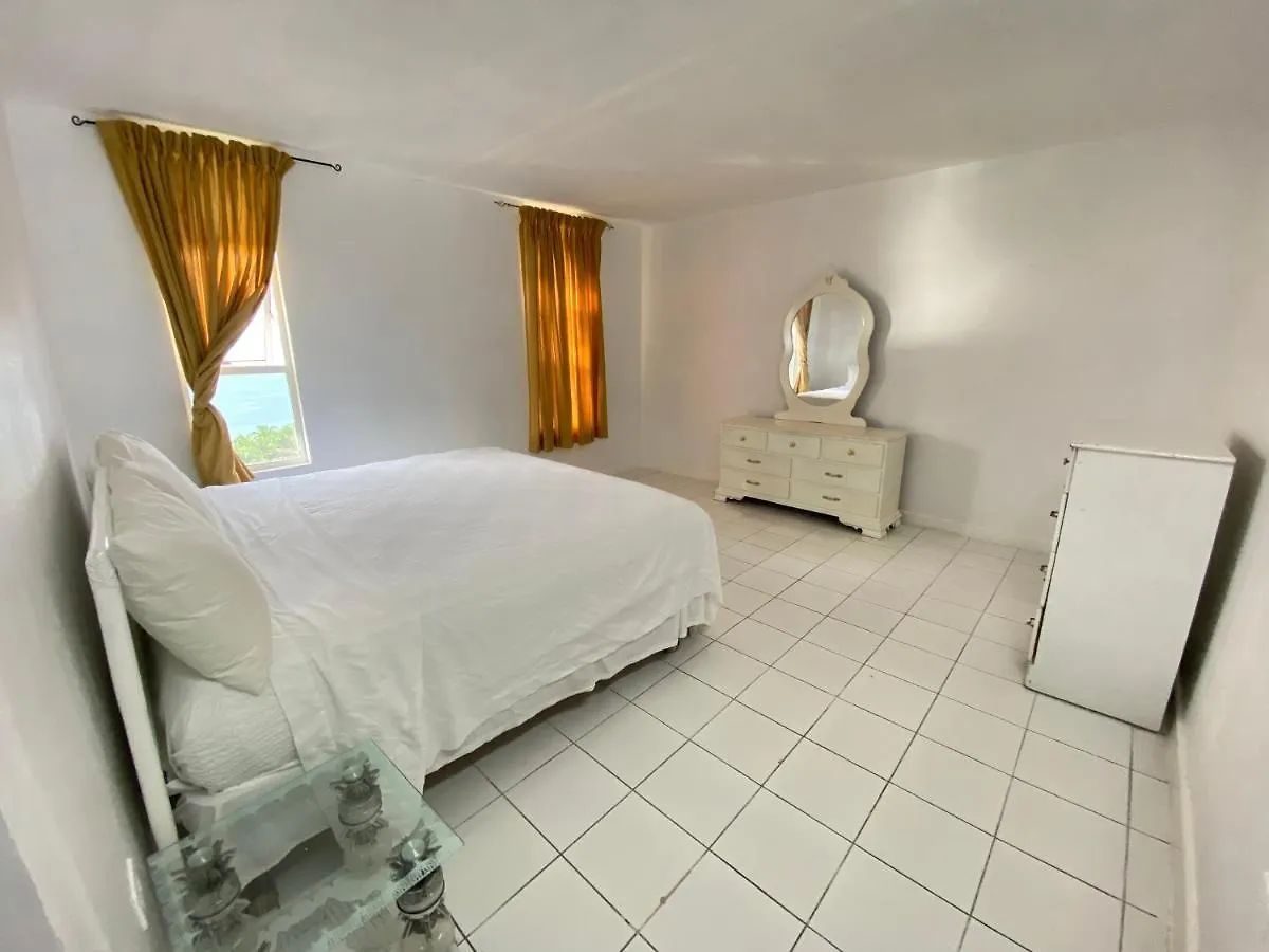 Deluxe Montego Bay Club Studio & Suites