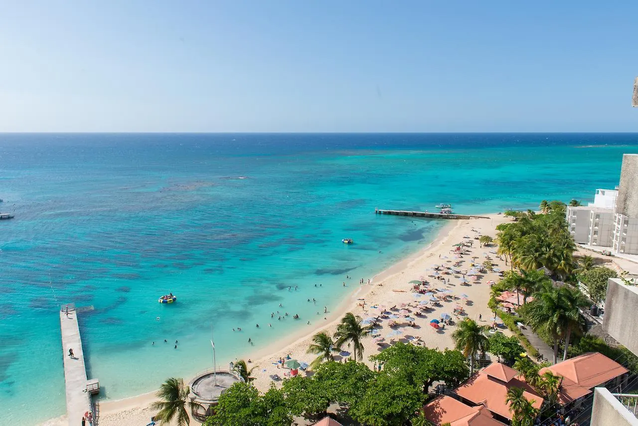 Deluxe Montego Bay Club Studio & Suites 0*,  Jamaica