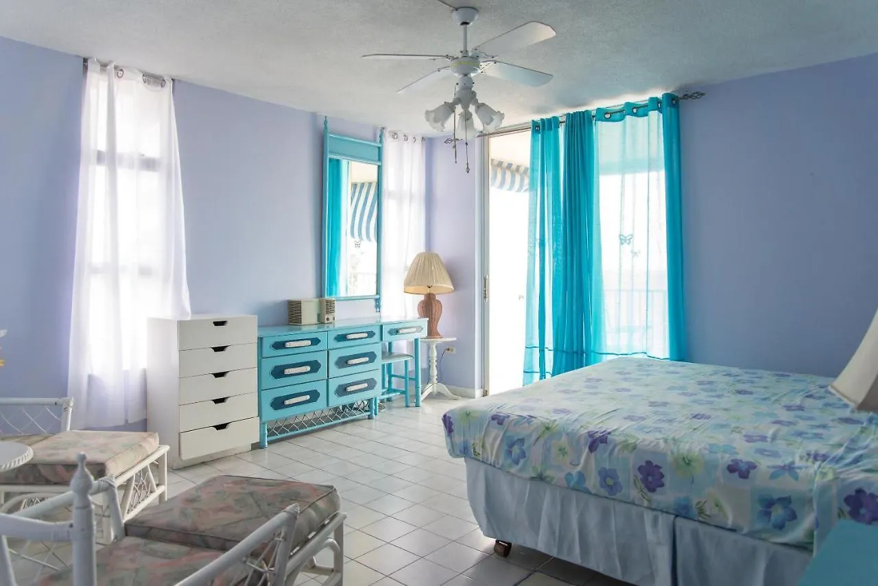 Deluxe Montego Bay Club Studio & Suites Apartment