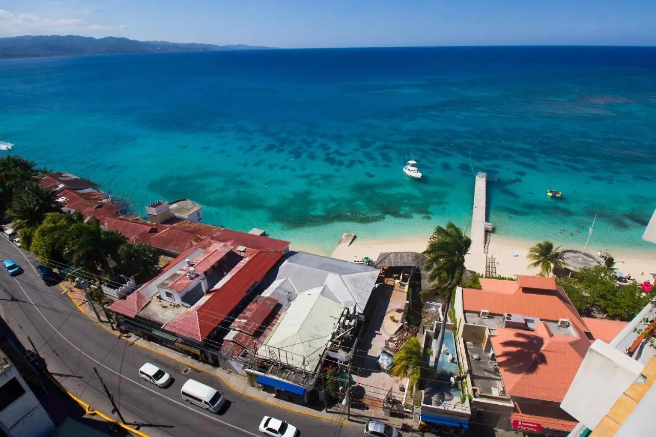 Deluxe Montego Bay Club Studio & Suites Apartment