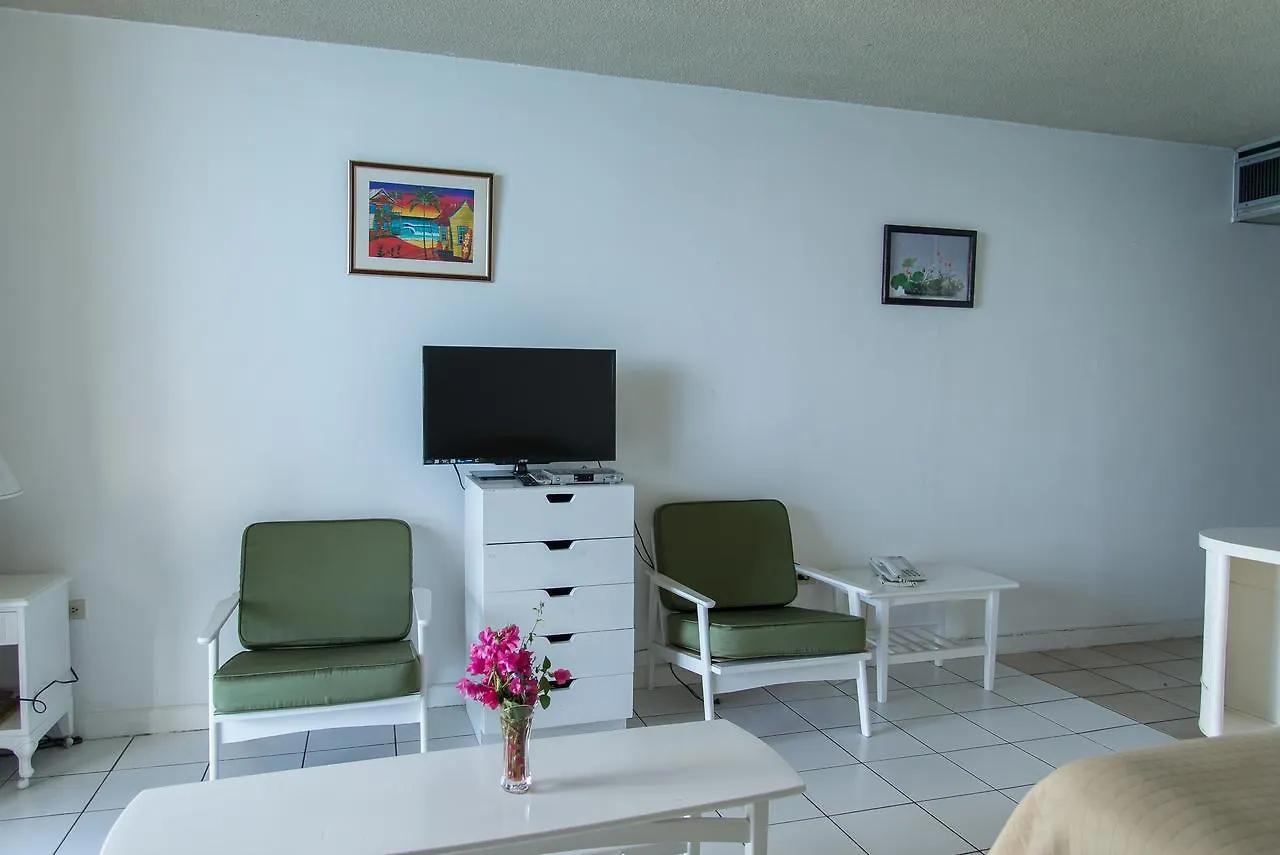 Deluxe Montego Bay Club Studio & Suites