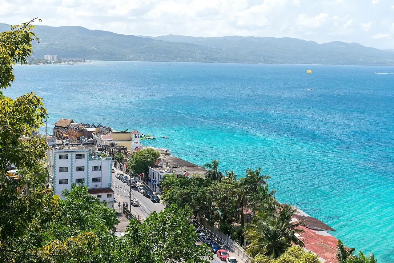 Apartment Deluxe Montego Bay Club Studio & Suites