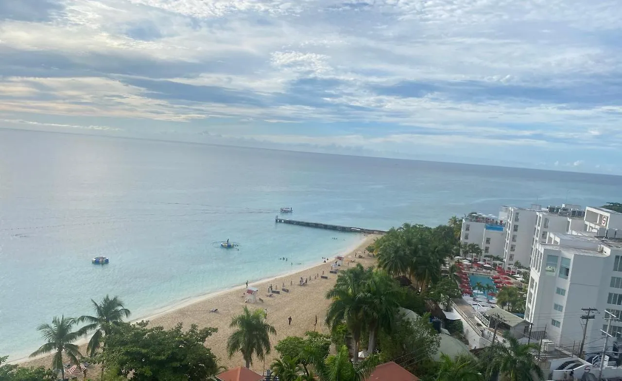 Deluxe Montego Bay Club Studio&Suites Apartament